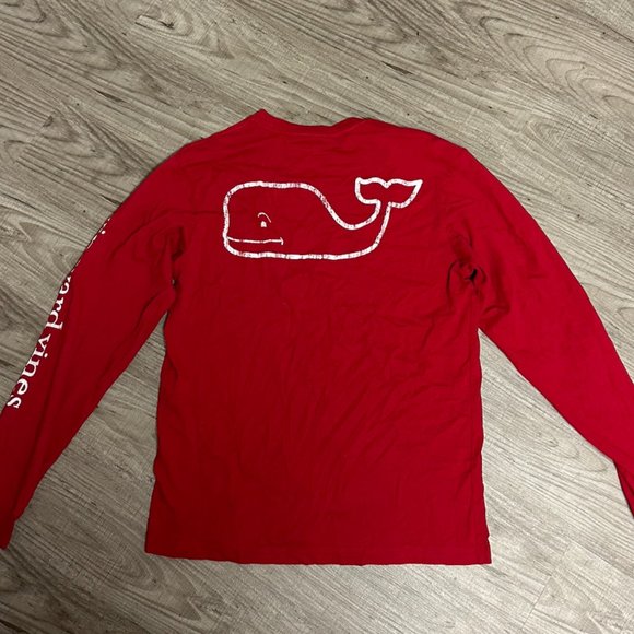 Red Vineyard Vines Tshirt - Picture 2 of 2